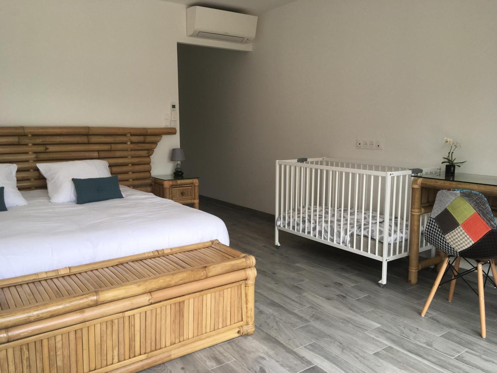 Domaine Des Bois Argentes Bed & Breakfast Saugirard Room photo